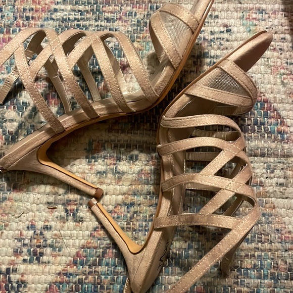 Worn Once, Excellent Condition - Picture 5 of 6